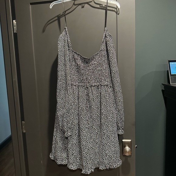 Black & White Leaf Print Babydoll Dress - Small unique vintage - Picture 2 of 4